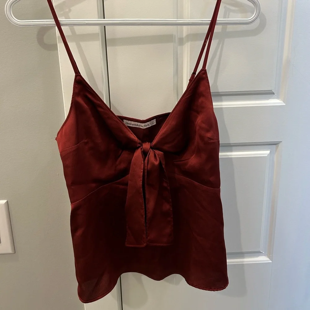 SATIN TANK (abercrombie) - Picture 3 of 3